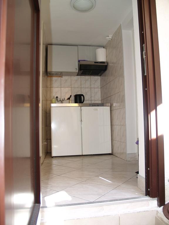 Apartment Nana 1 シベニク エクステリア 写真